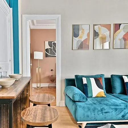 Cosy Et Colore Au Coeur De شقة